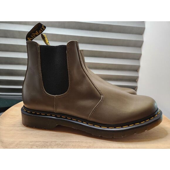 Dr. Martens 2976 Carrara Olive Chelsea Boots – Men’s US 13, AirWair, Unworn - Picture 1 of 9